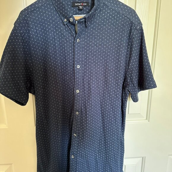 DSTRCT & Row Mens Navy Spotted Polo Size M - Picture 1 of 3